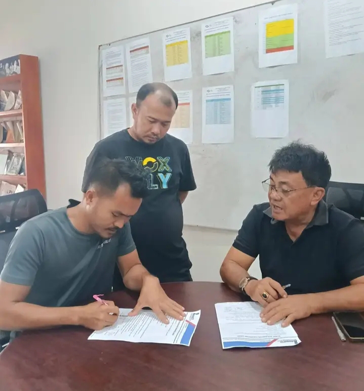 Bang YD Kembali Salurkan Modal Usaha Tanpa Bunga untuk Anak Muda Gunungsitoli
