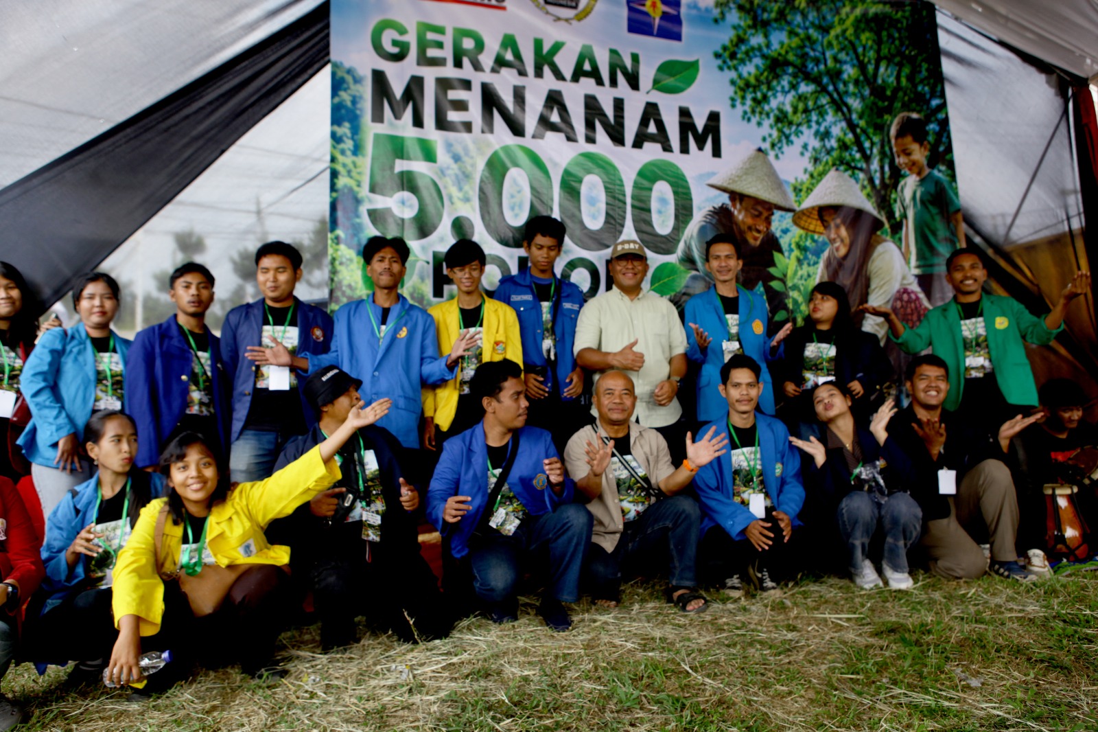 OMPA TAPAL, PWI Jaya dan PT PMC Tanam 5.000 Pohon