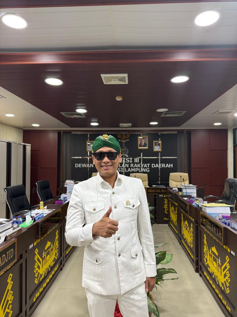 3. DESTRY DAMAYANTI DILANTIK GUBERNUR BI, KADIN LAMPUNG HARAP PERHATIAN SEKTOR RIIL