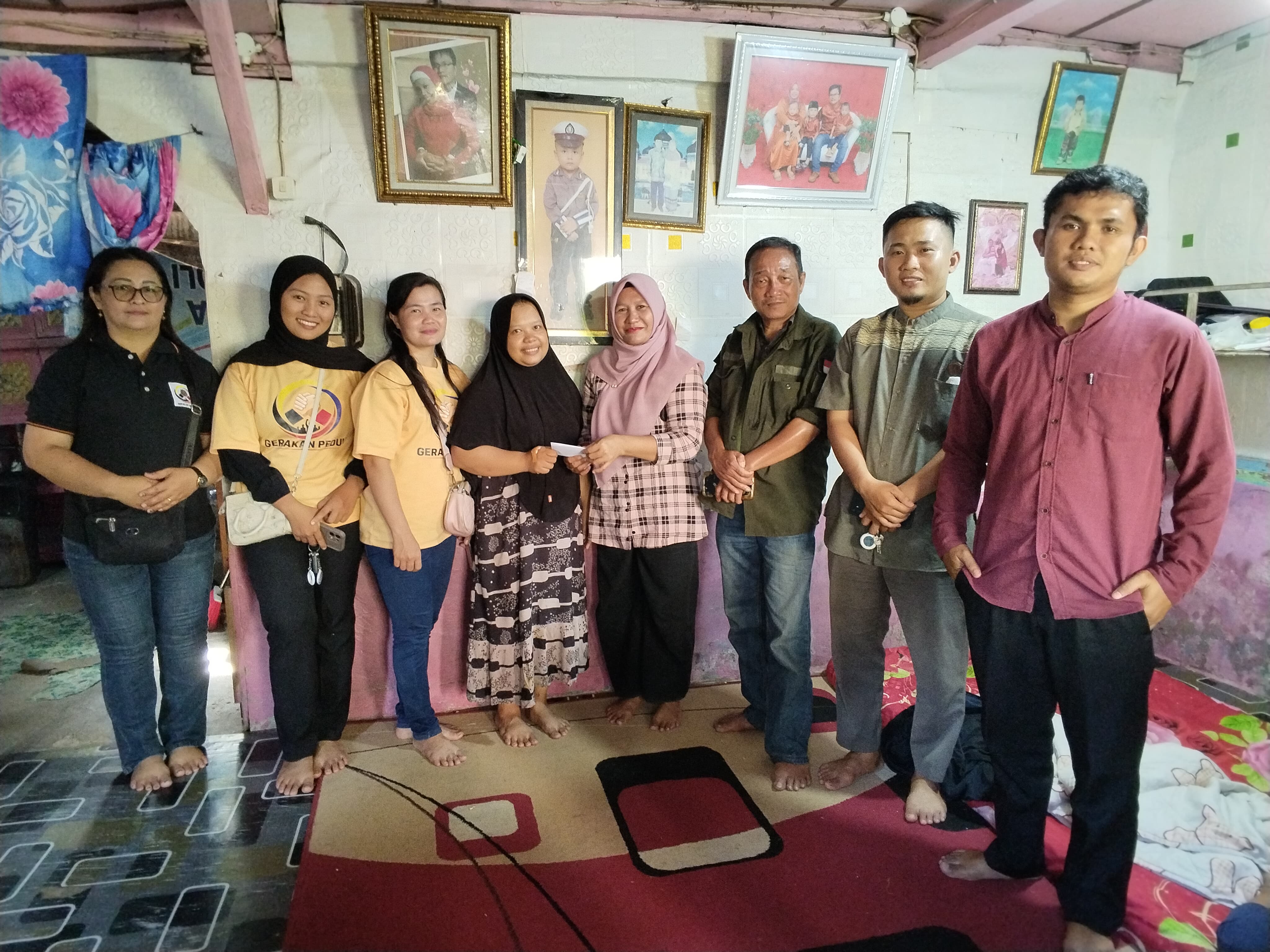 Bang YD Tak Sekadar Mengirim Bantuan, Ia Mengirim Harapan: Gerakan Peduli Hadir Menguatkan Yessy Sho
