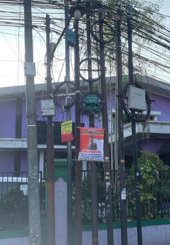 Aduan Berulang Tak Berbuah Tindakan, Ketegasan Satpol PP Kabupaten Bogor Dipertanyakan dalam Penertiban Baliho Bakal Calon Kades Kedungwaringin