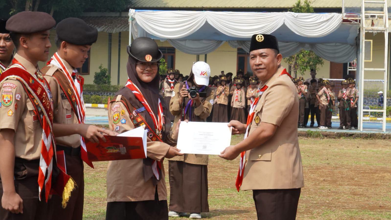APEL BESAR HARI PRAMUKA, WABUP" TRI SATYA DAN DASA DHARMA TERBUKTI MEMBENTUK GENERASI HEBAT"
